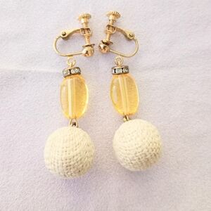 Elegant Gold and Cream Clip-On Earrings